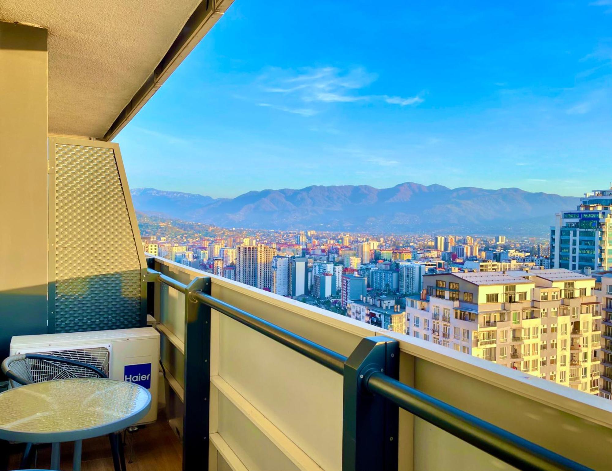 Sky Apartments Batoumi Extérieur photo